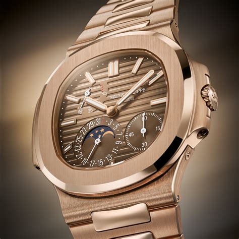 Real Clock on the Wall Patek Philippe Nautilus Gold,with Quartz 